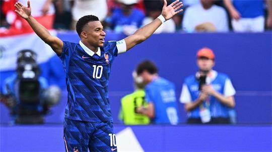 Am Ende der lachende Gewinner: Kylian Mbappé.
