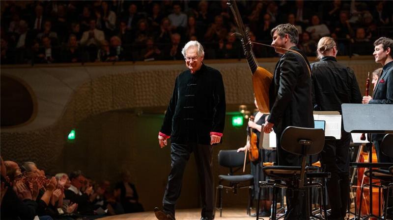 Erstes Konzert von Gardiner mit neu gegründeten Ensembles Am Ende gab es langanhaltenden Applaus im Stehen