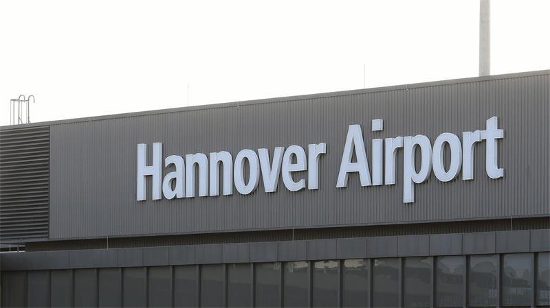 Am Flughafen Hannover wurde eine Drohne gesichtet. (Symbolbild)