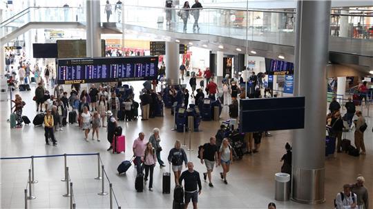 Am Flughafen Kopenhagen wurden Drohnen gesichtet. (Illustration)