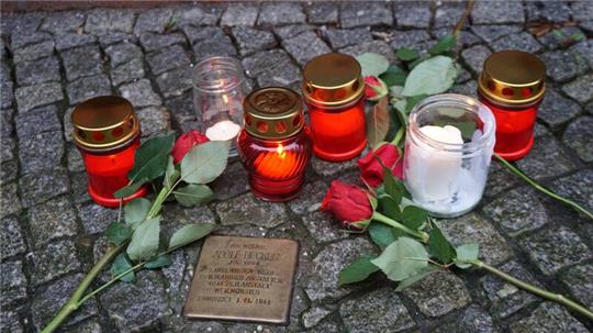 Am Holocaust-Gedenktag wird eine öffentliche Führung zu den „Stolpersteinen“ in Stade angeboten.