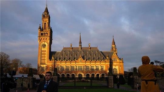 Am Internationalen Gerichtshof (IGH) in Den Haag muss sich Israel für seinen umstrittenen Militäreinsatz in Rafah rechtfertigen. Das höchste UN-Gericht verhandelt über einen Antrag Südafrikas.
