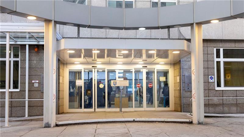 Neuer Cum-Ex-Prozess in Frankfurt: Fondsmanager vor Gericht Am Landgericht Frankfurt hat der nächste Cum-Ex-Prozess begonnen (Archivbild)