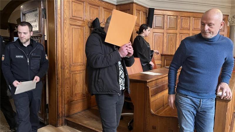 Am Mittwoch hatte der psychiatrische Sachverständige das Wort: Wie schätzt er den Mann ein, der im vergangenen Sommer seinen Mitbewohner brutal getötet hat?