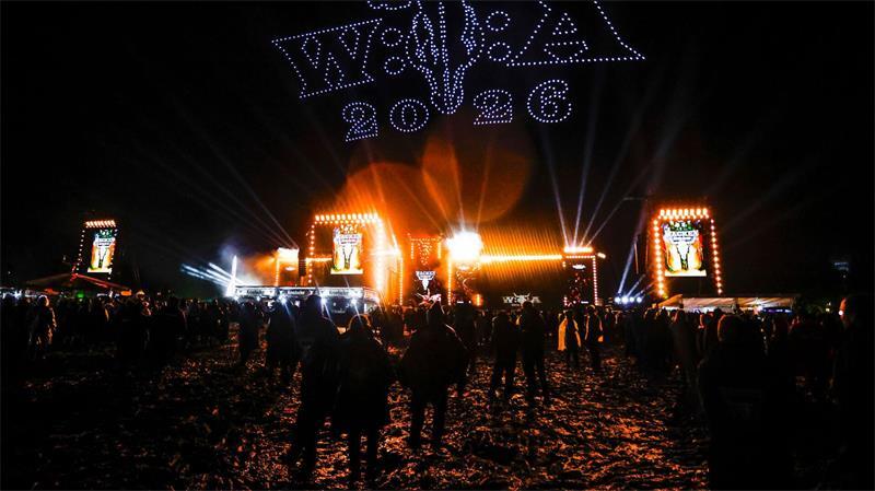Das kleine Wacken bereitet sich auf 85.000 Metalfans vor Am Mittwoch startet das Wacken Open Air (W:O:A). (Archivbild)