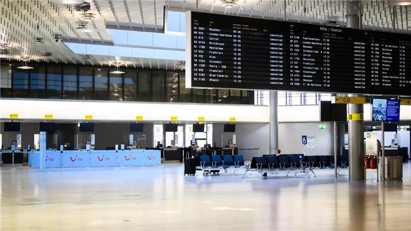Flugbetrieb in Hannover nach Warnstreik wieder angelaufen Am Montag war wegen der Arbeitsniederlegungen Stillstand am Airport Hannover.
