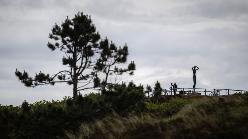 Am Montag ziehen noch Gewitter übers Land, aber spätestens ab Donnerstag zeigt sich der Sommer in Niedersachsen. (Symbolbild)