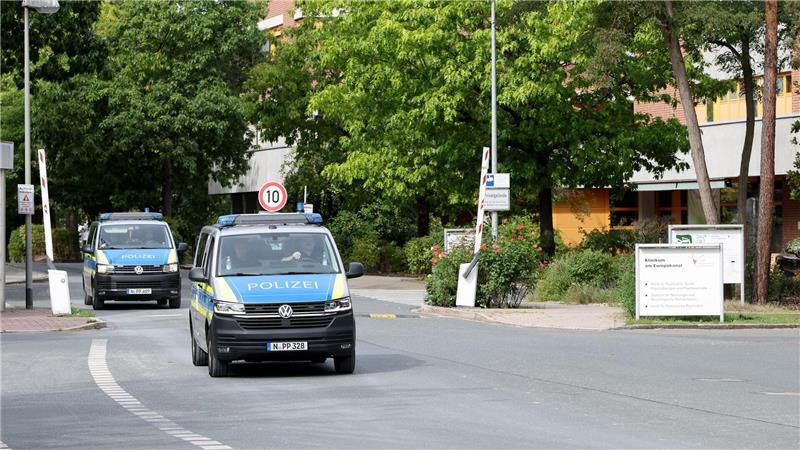 „Oscarreife Fahndung“: Amokläufer wieder in Psychiatrie Am Morgen wurde der Mann zurück in die Psychiatrie gebracht.