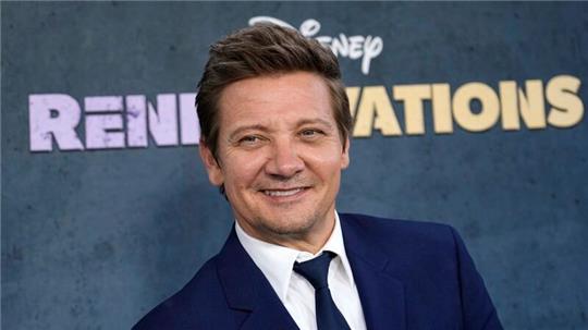 Am Neujahrstag 2023 war Jeremy Renner bei einem Schneepflug-Unfall lebensgefährlich verletzt worden (Archivbild).