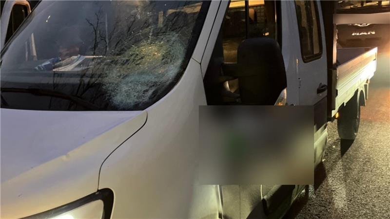 Am PKW entstand ein Schaden von circa 2000 Euro.