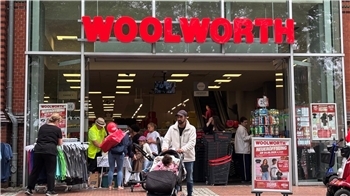 Am Pferdemarkt hat am Donnerstag Woolworth eröffnet.