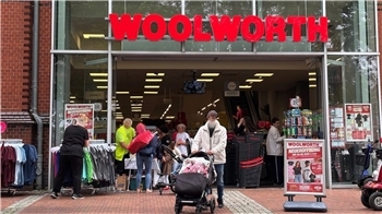 Am Pferdemarkt hat am Donnerstag Woolworth eröffnet.