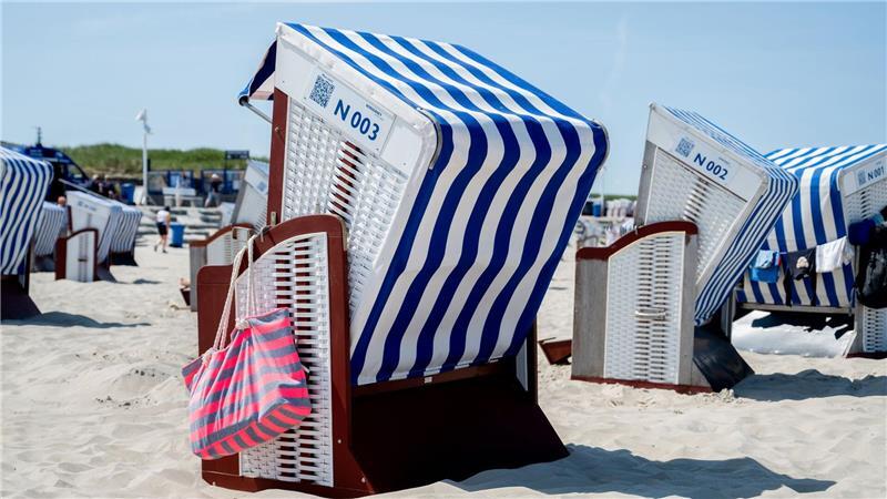 Am Pfingstwochenende erwartet Niedersachsen und Bremen sommerliche Temperaturen. (Symbolbild)