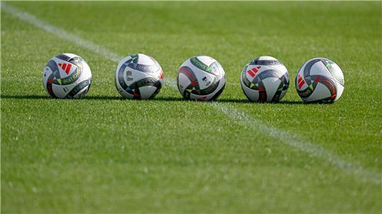 Am Samstag und Sonntag wird in Immenbeck gekickt.