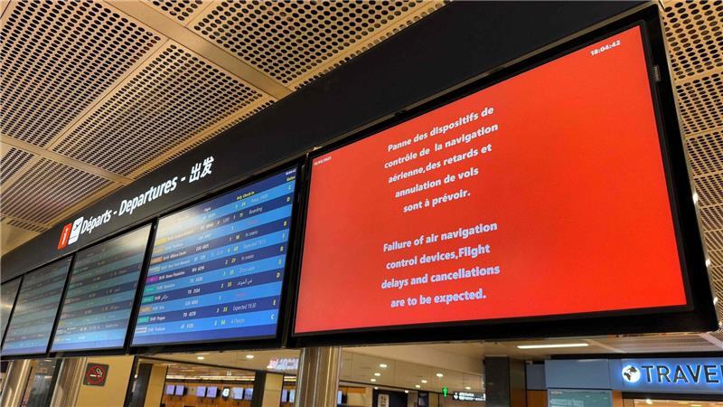 Am Sonntag fielen rund 130 Flüge aus.