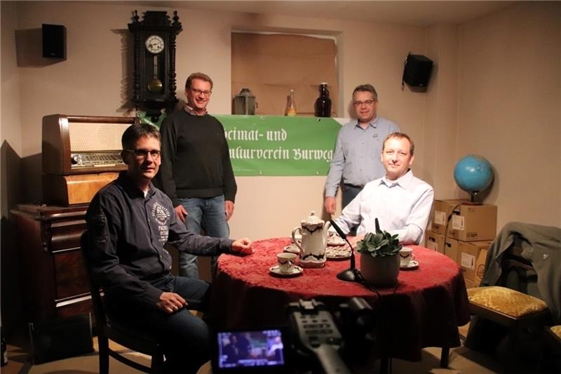 Am Sonntag senden sie live aus dem Keller-Studio (von links): Karsten Schwerin, Dirk Ratzke, Matthias Wolff und Thorsten Ratzke. Foto: Klempow