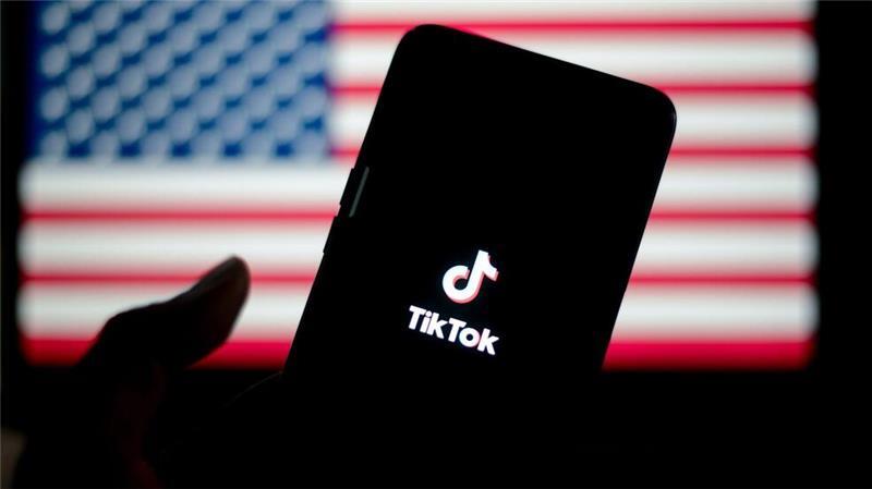 Tiktok kehrt in den USA plötzlich wieder zurück Am Sonntag war Tiktok plötzlich wieder zurück.