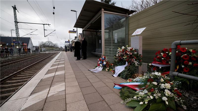 Am Sonntag will auch Ministerpräsident Daniel Günther (CDU) vor Ort den Opfern gedenken. (Archivbild)