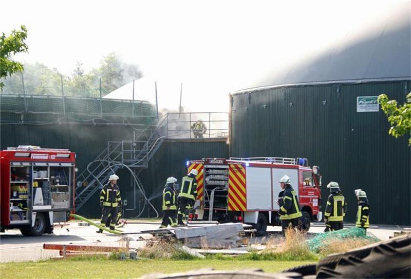 Am Sonntagmorgen brach in einer Biogasanlage in Uthlede ein Feuer aus. Foto: Otto Baur