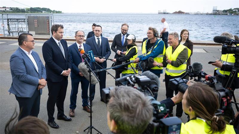 U-Boote für Kanada? Klingbeil: Argumente auf unserer Seite Am Standort des Marineschiffbauers TKMS in Wismar stehen die Zeichen auf Wachstum.