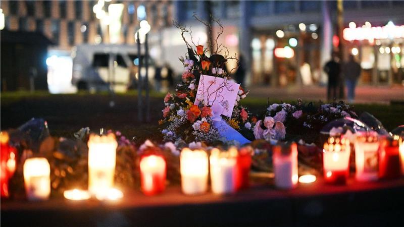 Kommt Mannheimer Todesfahrer in Psychiatrie? Urteil erwartet Am Tag nach der Tat bekundeten viele Menschen ihre Trauer. (Archivbild)