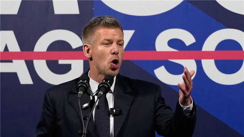 Am Tag vor der Parlamentswahl in Ungarn wähnt sich Oppositionschef Magyar bereits als Sieger. 