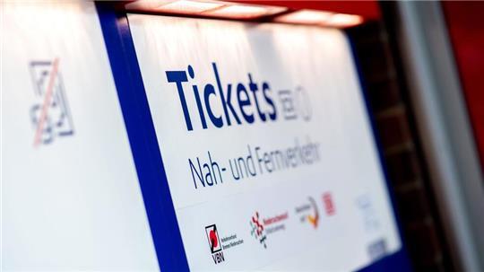 Am Ticketautomaten müssen Kunden des VBN ab dem kommenden Jahr tiefer in die Tasche greifen.