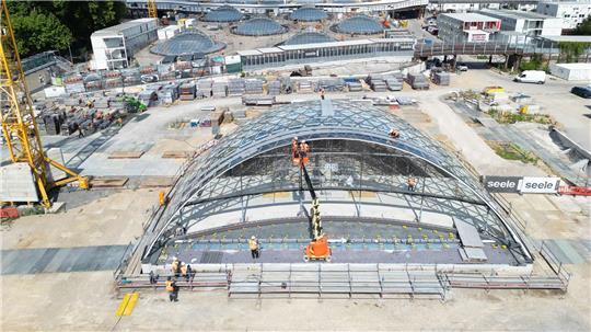 Am Tiefbahnhof Stuttgart 21 werden Ende des kommenden Jahres wohl nicht wie geplant die ersten Fernzüge halten. (Archivbild)