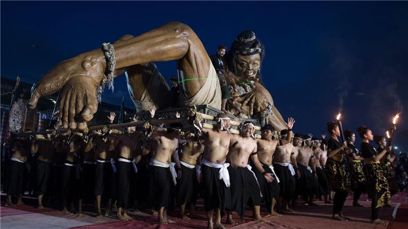 Am Vorabend von „Neypi“ wurde es noch einmal laut auf der Insel.