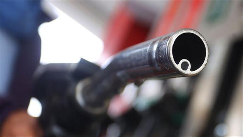 Am Vormittag ist Sprit deutlich billiger als am Nachmittag - E10 gibt es dann teilweise für weniger als 2 Euro. (Archivbild)