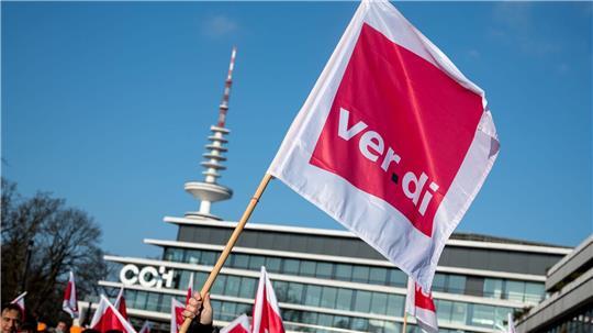 Am Wochenende könnte es wegen des Hochbahnstreikes zu einem erhöhten Verkehrsaufkommen kommen. (Symbolfoto)