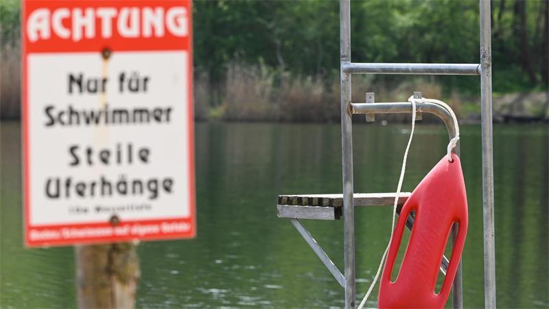 Am Wochenende musste im Heidebad ein Kleinkind gerettet werden. (Archivbild)