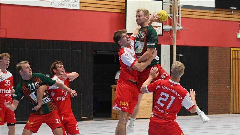 Kein Zufall, sondern System: Horneburg mischt schon wieder oben mit Am ersten Spieltag überrumpelte Horneburg mit dem TSV Bremervörde eine etablierte Oberliga-Mannschaft.