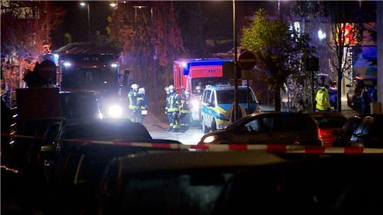 Am frühen Samstagmorgen rückten Einsatzkräfte wegen eines Messerangriffs aus - die Opfer kämpfen weiterhin mit den Folgen.