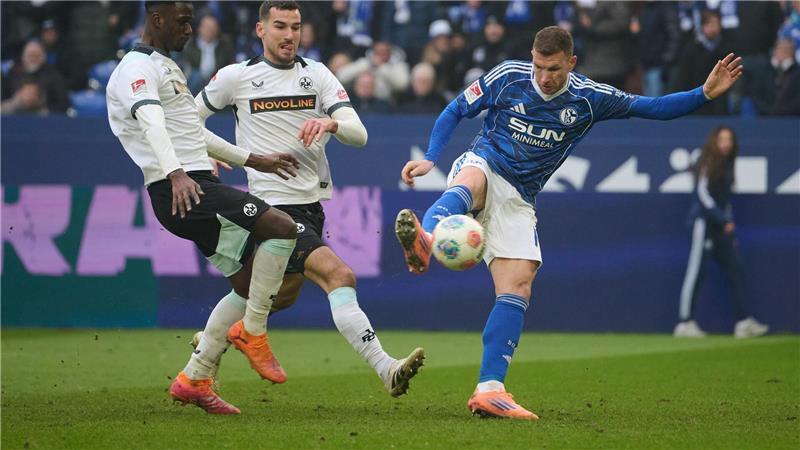 Am vergangenen Wochenende traf Dzeko sogleich in seinem ersten Spiel für Schalke. (Archivbild)