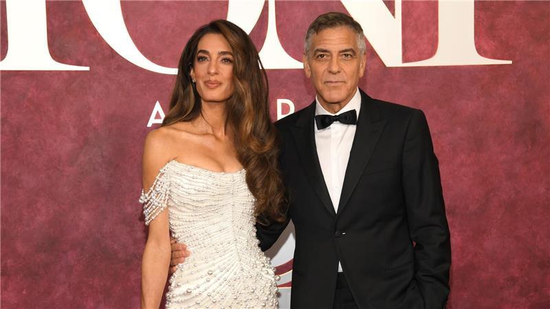 Clooneys öffnen Villa am Comer See für 170.000 Dollar Amal und George Clooney öffnen ihre Luxusvilla am Comer See für einige Großspender. (Archivbild)