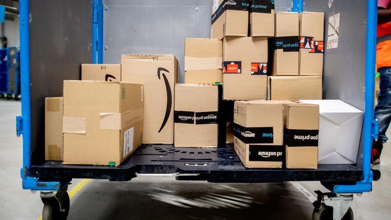 Amazon mit deutlichem Umsatzanstieg Amazon ist der weltgrößte Online-Händler.