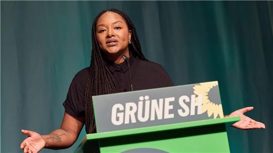 Aminata Touré will Grünen-Spitzenkandidatin in Schleswig-Holstein werden.