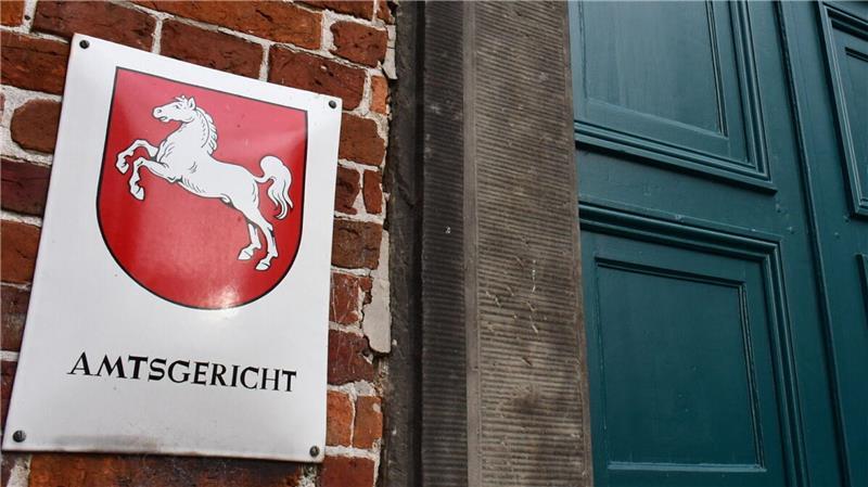 Amtsgericht Otterndorf: Vor dem Schöffengericht mussten sich drei Männer wegen gefährlicher Körperverletzung verantworten.