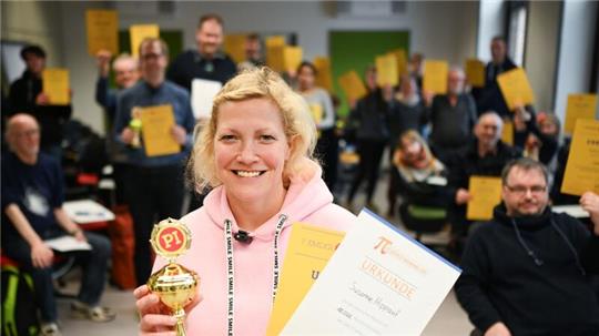 An 18.026 Nachkommastellen konnte sich Susanne Hippauf in Emden erinnern.