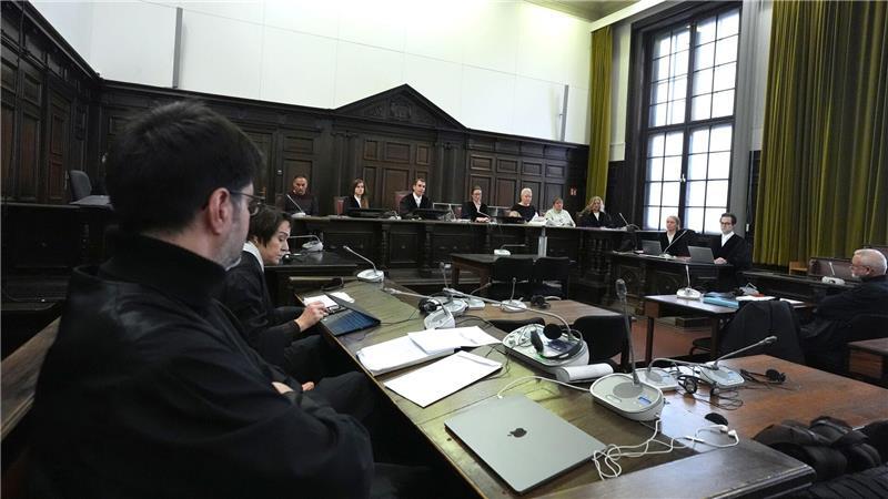 An Tag zwei des Prozesses ist die Anklage verlesen worden. 