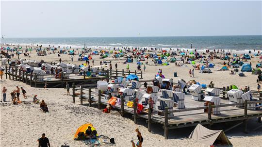 An den Küsten läuft das Sommergeschäft. 