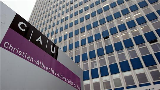 An der Christian-Albrechts-Universität in Kiel gibt 85 eingetragene Hochschulgruppen.