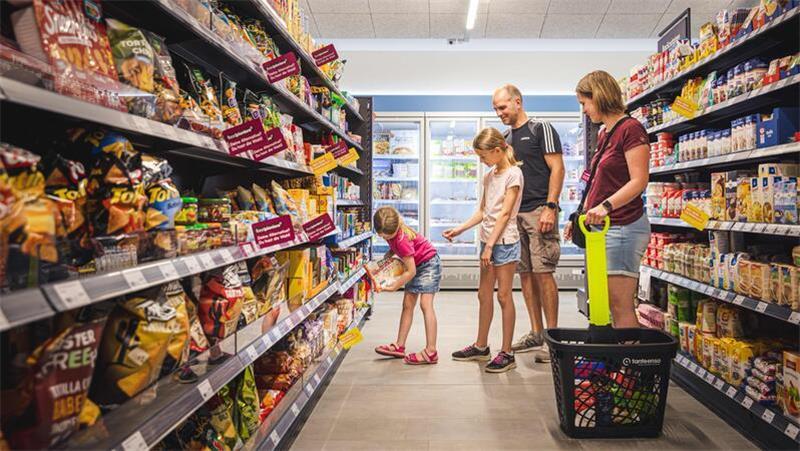 Discounter oder Dorfladen: Letzter Anlauf für Netto-Ansiedlung an Oberer Lühe An der Oberen Lühe fehlen Einkaufsmöglichkeiten. „Tante Enso“ könnte sich hier ansiedeln.