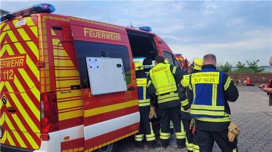 An der Suche nach dem Stand-up-Paddler auf der Elbe waren mehrere Feuerwehren aus dem Kreis Stade beteiligt, unter anderem die aus Dornbusch.