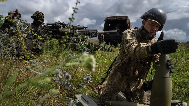 An der russisch-ukrainischen Grenze zwischen den Städten Belgorod und Charkiw spitzt sich die Lage durch andauernden wechselseitigen Beschuss zu.