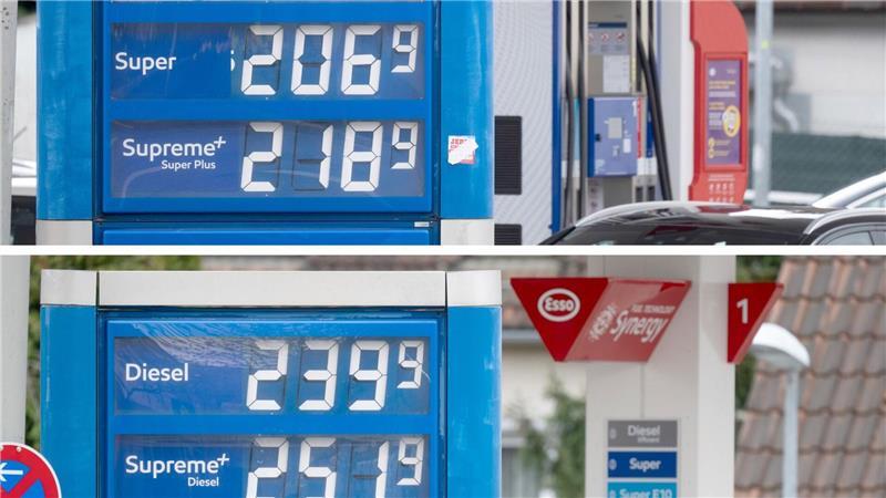 An dieser Tankstelle ist der Preis mittags kräftig gestiegen. 