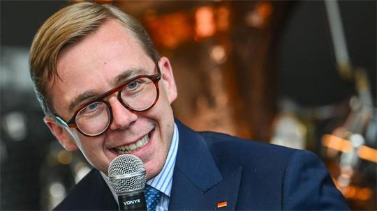 An einer Szene mit CDU-Politiker Philipp Amthor reiben sich viele Social-Media-Nutzer. (Archivbild)