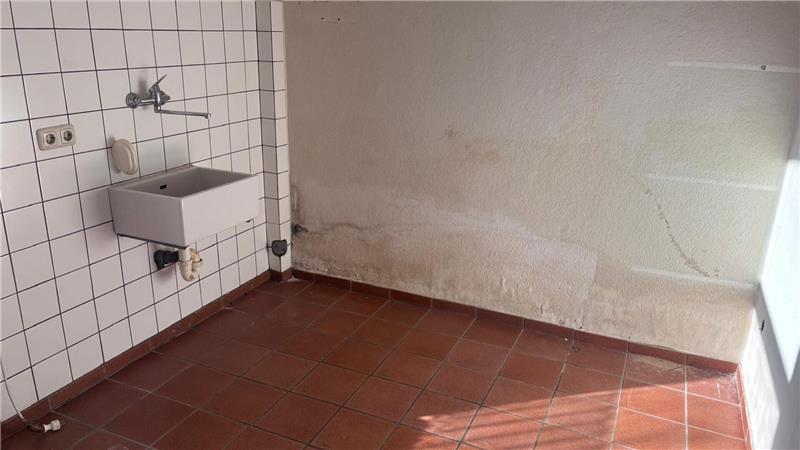 An vielen Stellen weist das Pfarrhaus Mängel auf.