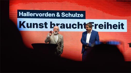An vier Abenden laden Schauspieler Dieter Hallervorden und Ministerpräsident Sven Schulze vor der Landtagswahl zum Gespräch. 